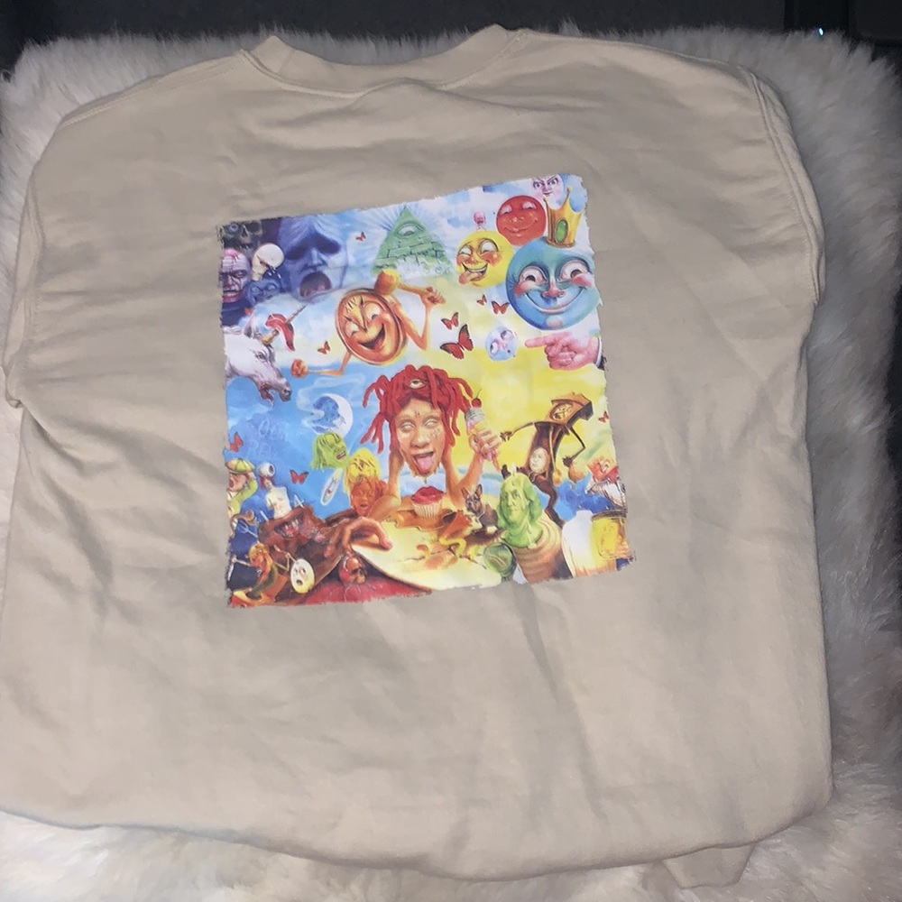 🌊size s trippie redd crew neck🌊